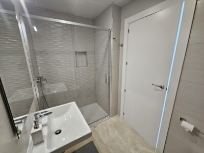 BAÑO PRINCIPAL 1